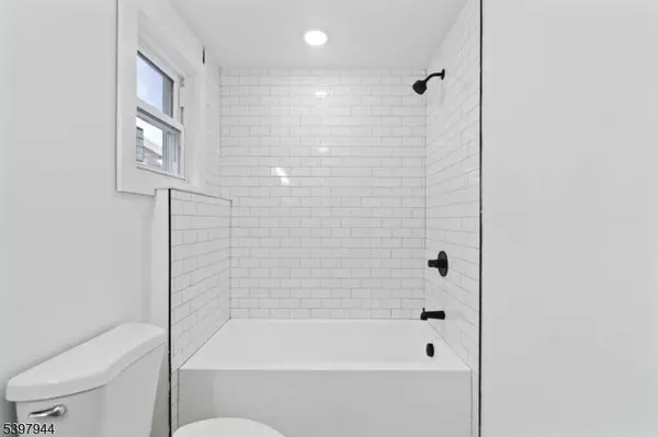 326 Ogden St, City Of Orange Twp., NJ 07050