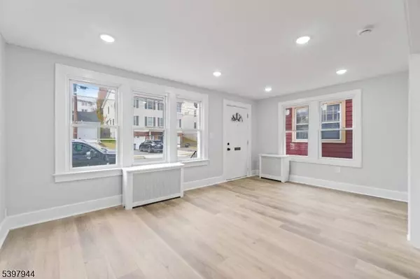 326 Ogden St, City Of Orange Twp., NJ 07050