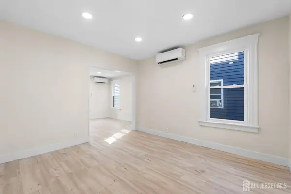 125 Brookside AVE, Irvington, NJ 07111