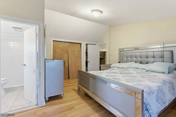 1490 Champlain Sq, Teaneck Twp., NJ 07666