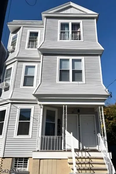 195 22Nd St 2nd Floor, Irvington Twp., NJ 07111