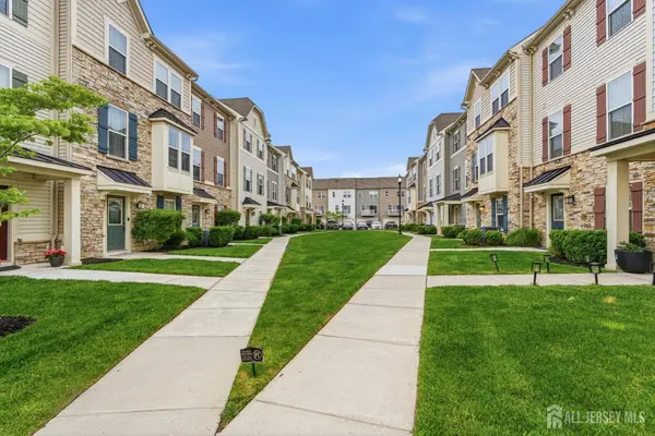 706 Bayside CT, South Amboy, NJ 08879
