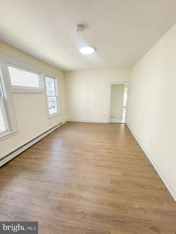 186 ISABELLA AVE #1ST FLOOR APT, Irvington, NJ 07111