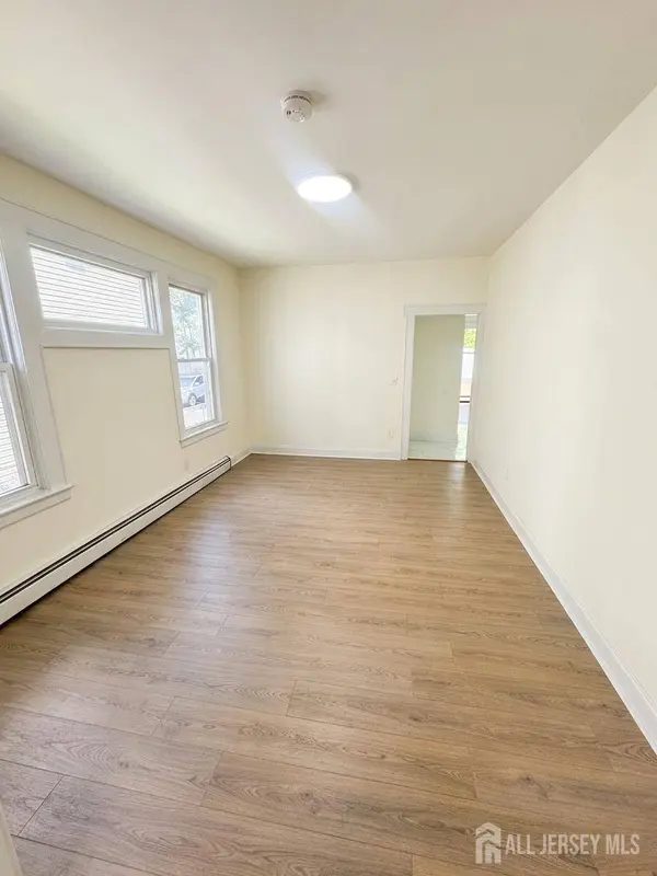 186 Isabella AVE #1st, Irvington, NJ 07111
