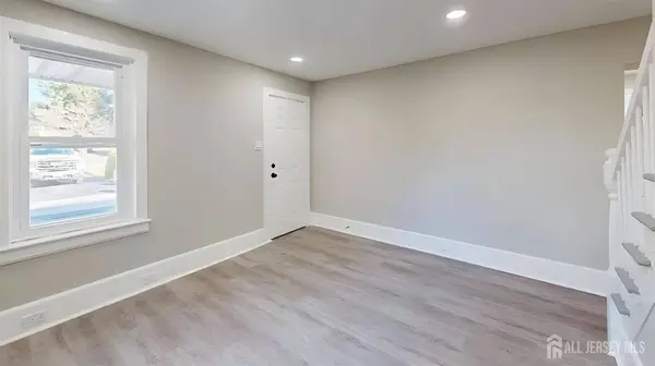 153 Knapp AVE, Hamilton, NJ 08610