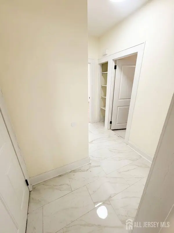 186 Isabella AVE #1st, Irvington, NJ 07111