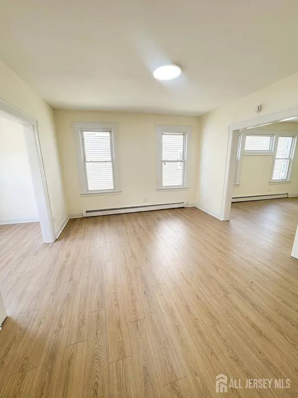 186 Isabella AVE #1st, Irvington, NJ 07111