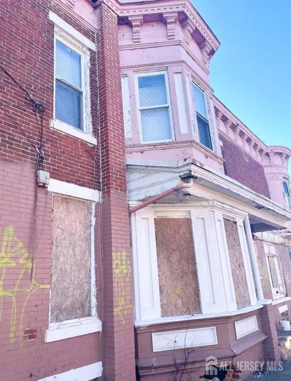 1476 Mount Ephraim AVE, Camden City, NJ 08104