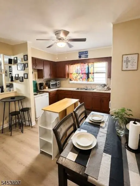 52 Valley St, Newark City, NJ 07106