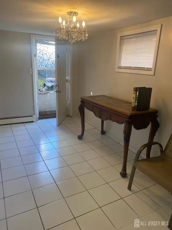 46 Grace ST, Jersey City, NJ 07307