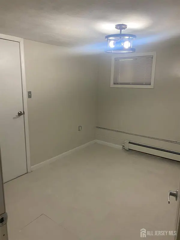 46 Grace ST, Jersey City, NJ 07307