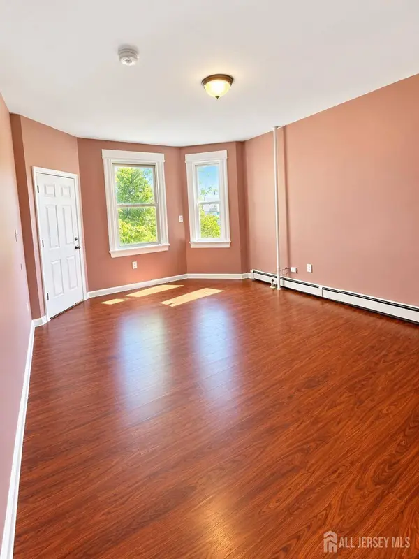 623-625 Sandford AVE, Newark, NJ 07106