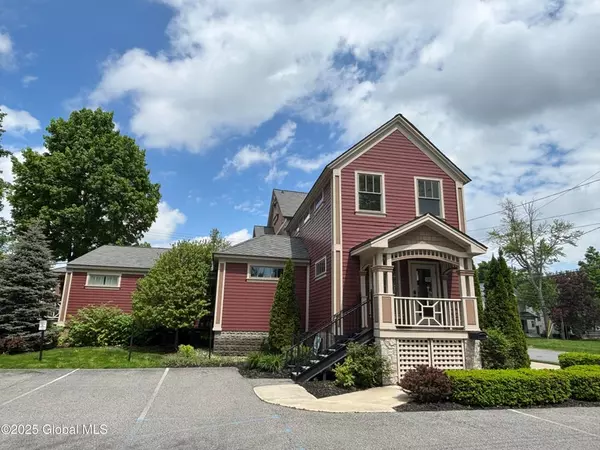 Saratoga Springs, NY 12866-1024,228 Church St