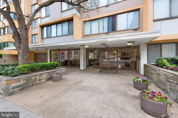 522 21ST ST NW #210, Washington, DC 20006