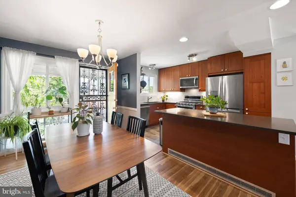 716 DELAFIELD ST NE, Washington, DC 20017