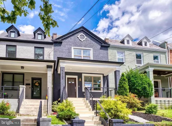 4625 4TH ST NW, Washington, DC 20011