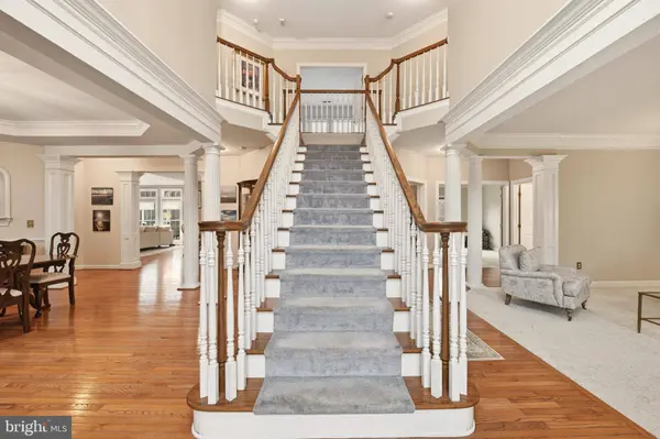 5446 LICK RIVER LN, Gainesville, VA 20155
