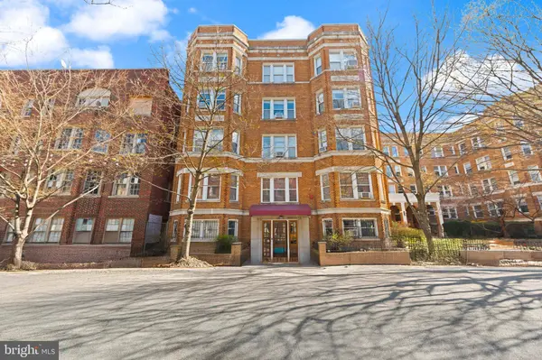 1820 CLYDESDALE PL NW #4, Washington, DC 20009