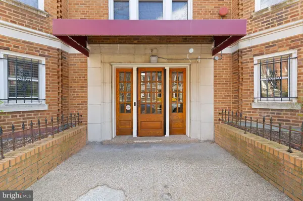 1820 CLYDESDALE PL NW #4, Washington, DC 20009