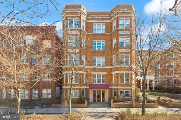 1820 CLYDESDALE PL NW #4, Washington, DC 20009