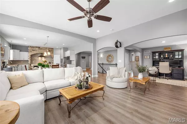 533 Deer Brook DR, O'fallon, MO 63366