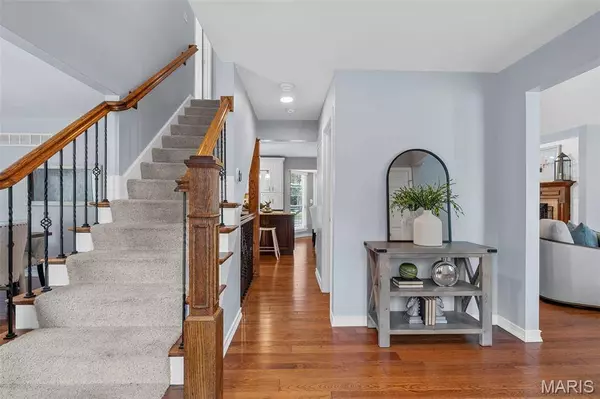 344 Mason Ridge DR, St Charles, MO 63304