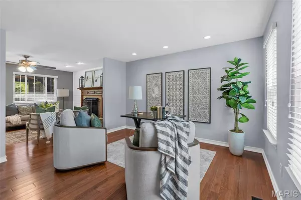 344 Mason Ridge DR, St Charles, MO 63304