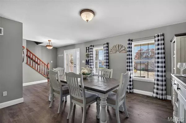 9628 Persimmon Point DR, Hillsboro, MO 63050