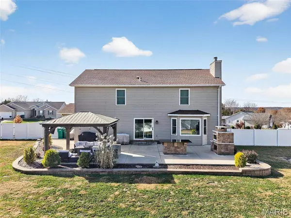 9628 Persimmon Point DR, Hillsboro, MO 63050