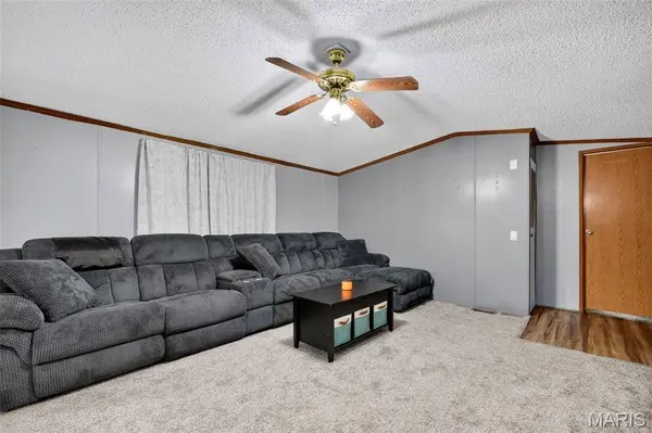 120 Pleasant View DR, Foley, MO 63347