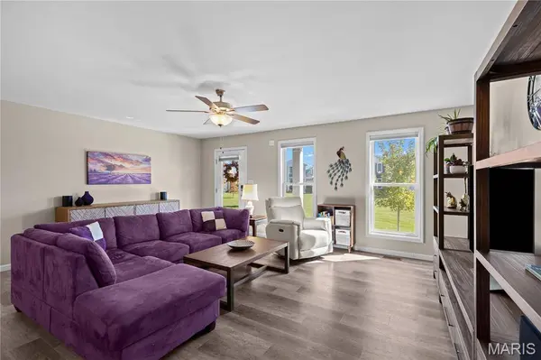 200 Tiber WAY, St Charles, MO 63301