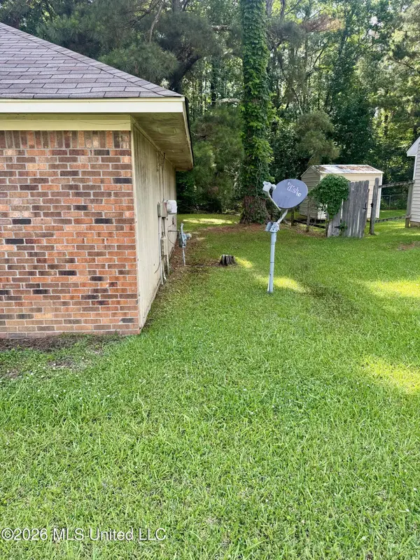 3927 Lost Lake Circle, Jackson, MS 39212