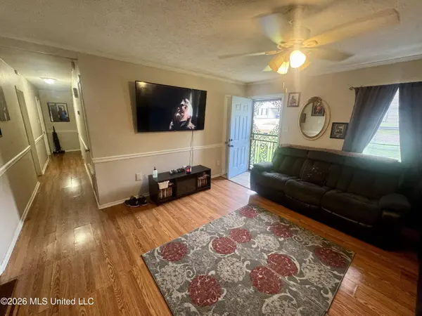 3927 Lost Lake Circle, Jackson, MS 39212