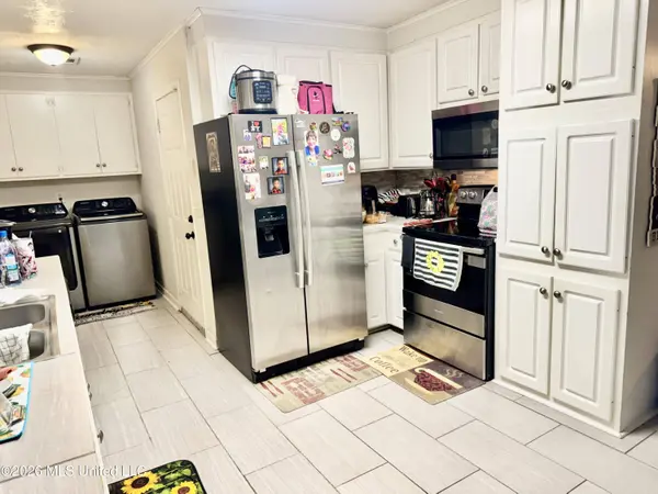 2478 Napoleon Avenue, Pearl, MS 39208