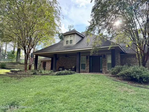 105 Walnut Circle