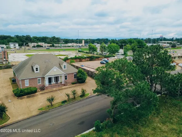 4680 Mcwillie Drive, Jackson, MS 39206