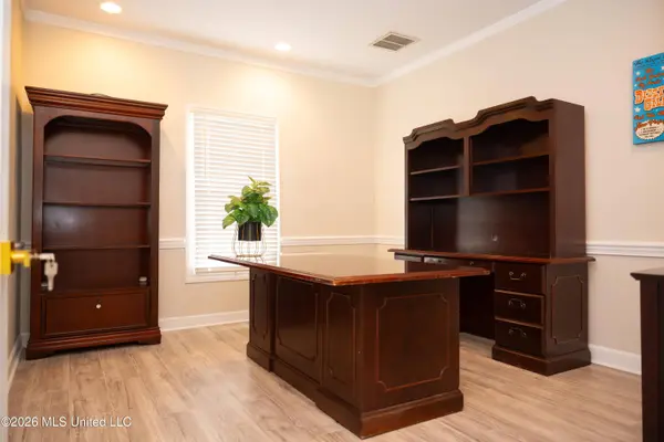 4680 Mcwillie Drive, Jackson, MS 39206
