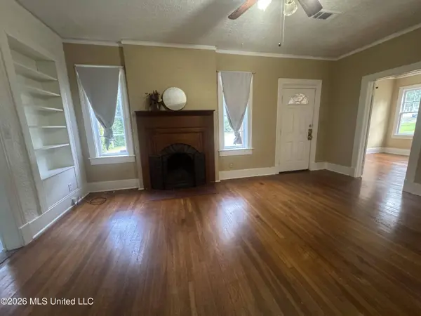 428 Decelle Street, Jackson, MS 39216