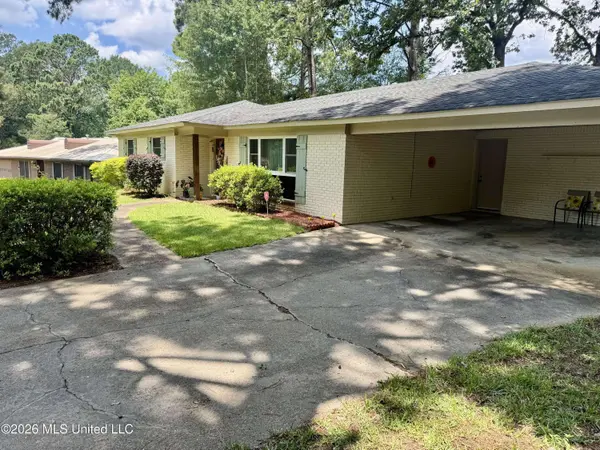 2478 Napoleon Avenue, Pearl, MS 39208