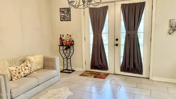 2478 Napoleon Avenue, Pearl, MS 39208