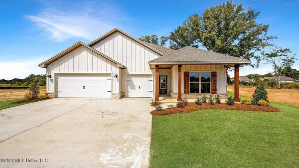202 Saratoga Springs Avenue, Clinton, MS 39056