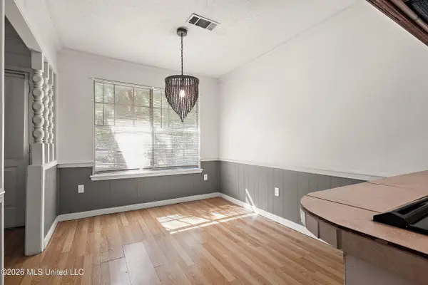 173 Thousand Oaks Circle, Jackson, MS 39212