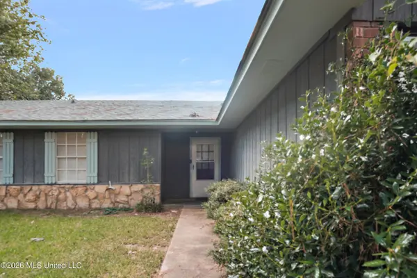 173 Thousand Oaks Circle, Jackson, MS 39212
