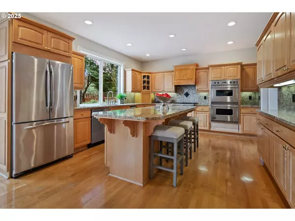 2835 NW LACAMAS DR, Camas, WA 98607