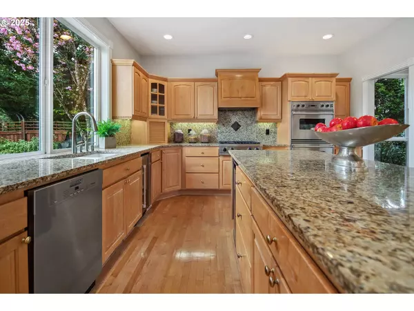 2835 NW LACAMAS DR, Camas, WA 98607