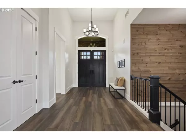 5360 NW 18TH AVE, Camas, WA 98607