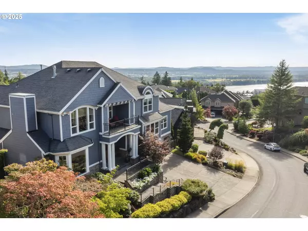 4906 NW HIGHPOINT DR, Camas, WA 98607