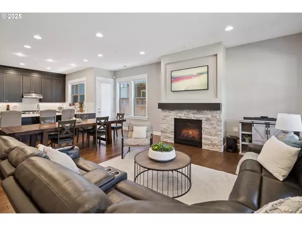 3955 NW 75TH AVE, Camas, WA 98607