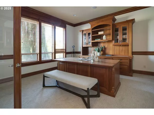 1006 SE 199TH AVE, Camas, WA 98607