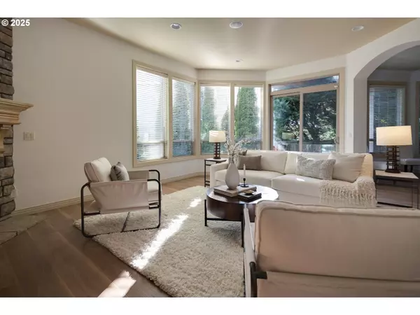 1006 SE 199TH AVE, Camas, WA 98607